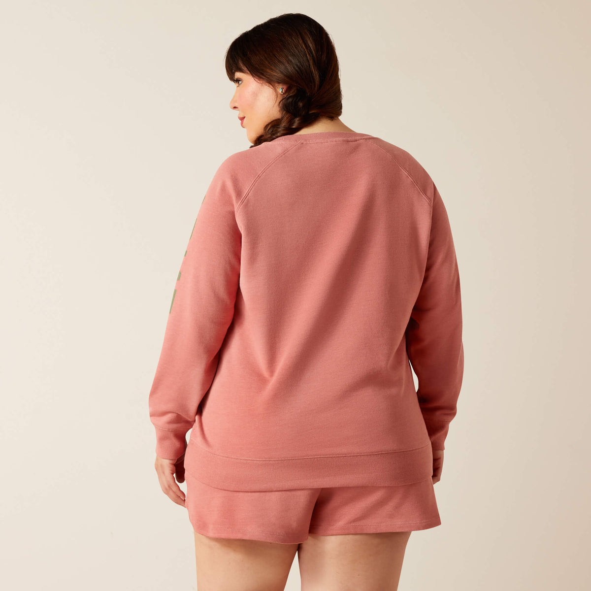 Ariat Women's Logo Sweatshirt in Dusty Rose (Available in Regular & Plus Sizes)