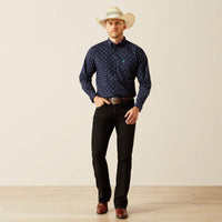 Ariat Men's L/S Jacobi Classic Fit Western Button Down Shirt in Navy Medallion