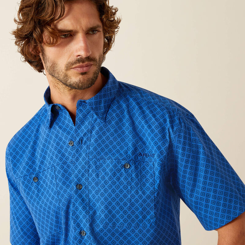 Ariat Men's S/S 360 Airflow Classic Fit Western Button Down Shirt in Blue Medallion