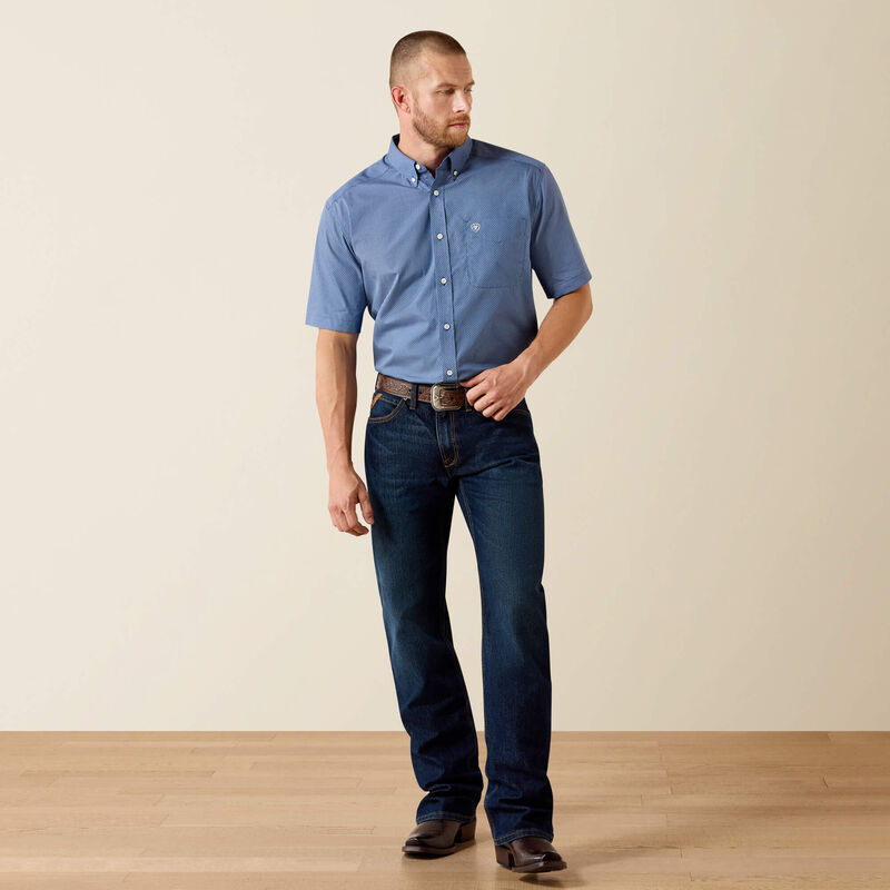 Ariat Men's S/S Wrinkle Free Case Classic Fit Western Button Down Shirt in Ensign Blue