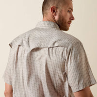 Ariat Men's S/S Printed VentTEK Classic Fit Snap Shirt in Island Fossil