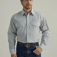Wrangler Men's Wrinkle Resist L/S Western Snap Shirt in Stripe