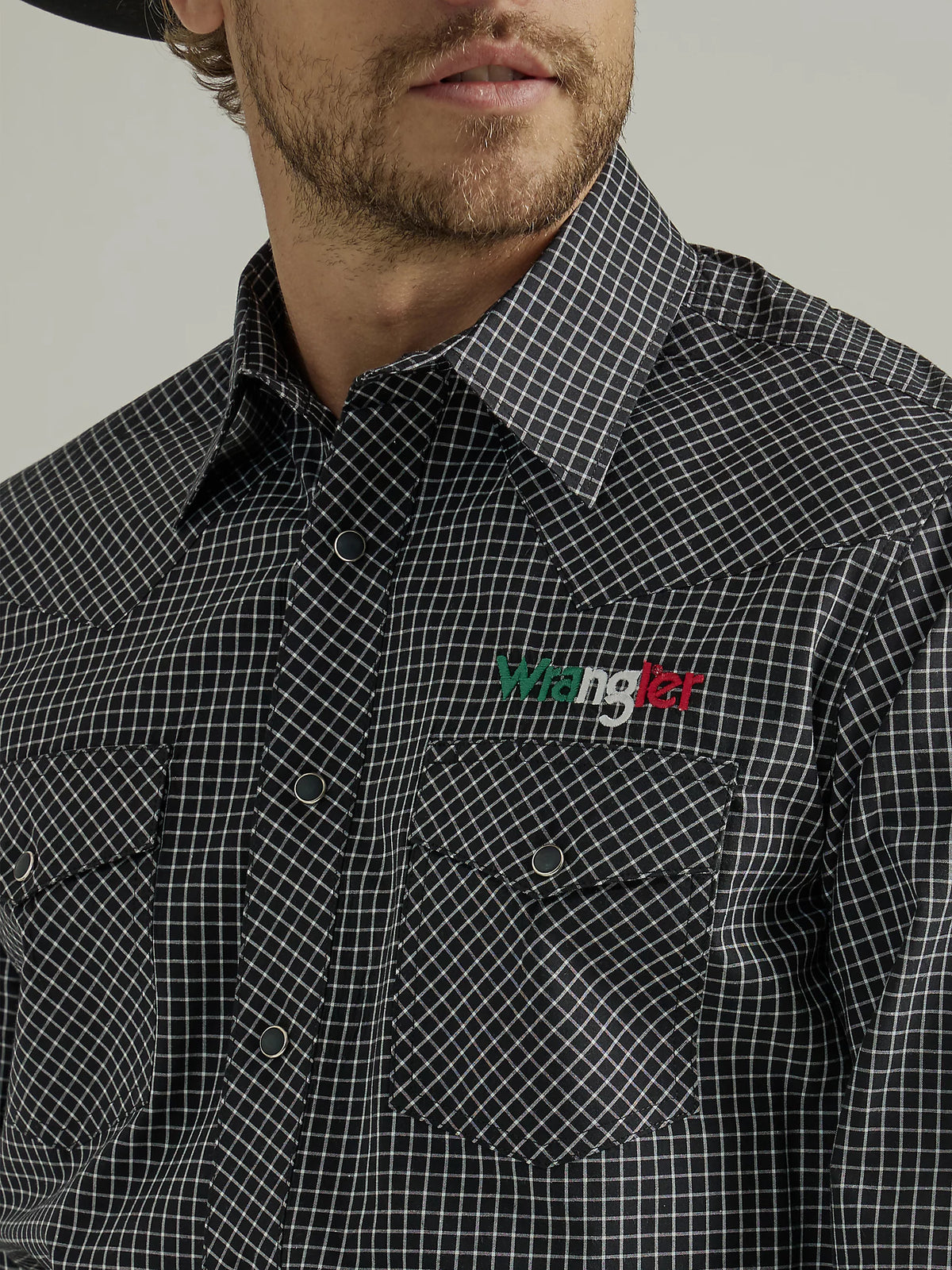 Wrangler Men's Mexican Logo Long Sleeve Snap Plaid Shirt