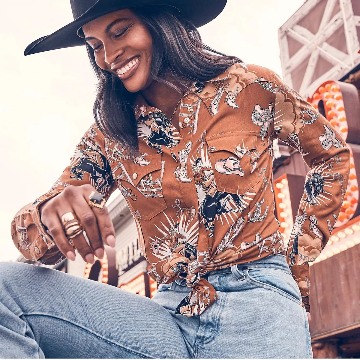 Wrangler Retro Women's Bold Bucking Cowboy Western Snap Shirt