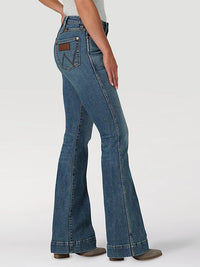 Wrangler Retro Women's Premium High Rise Trouser in Briley