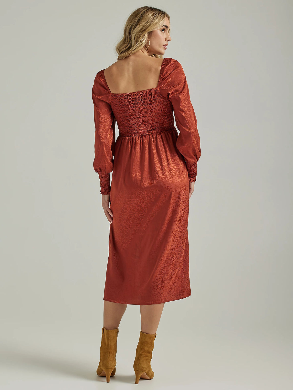 Wrangler Retro Women's Shine Smocked Bodice Dress in Mahogany