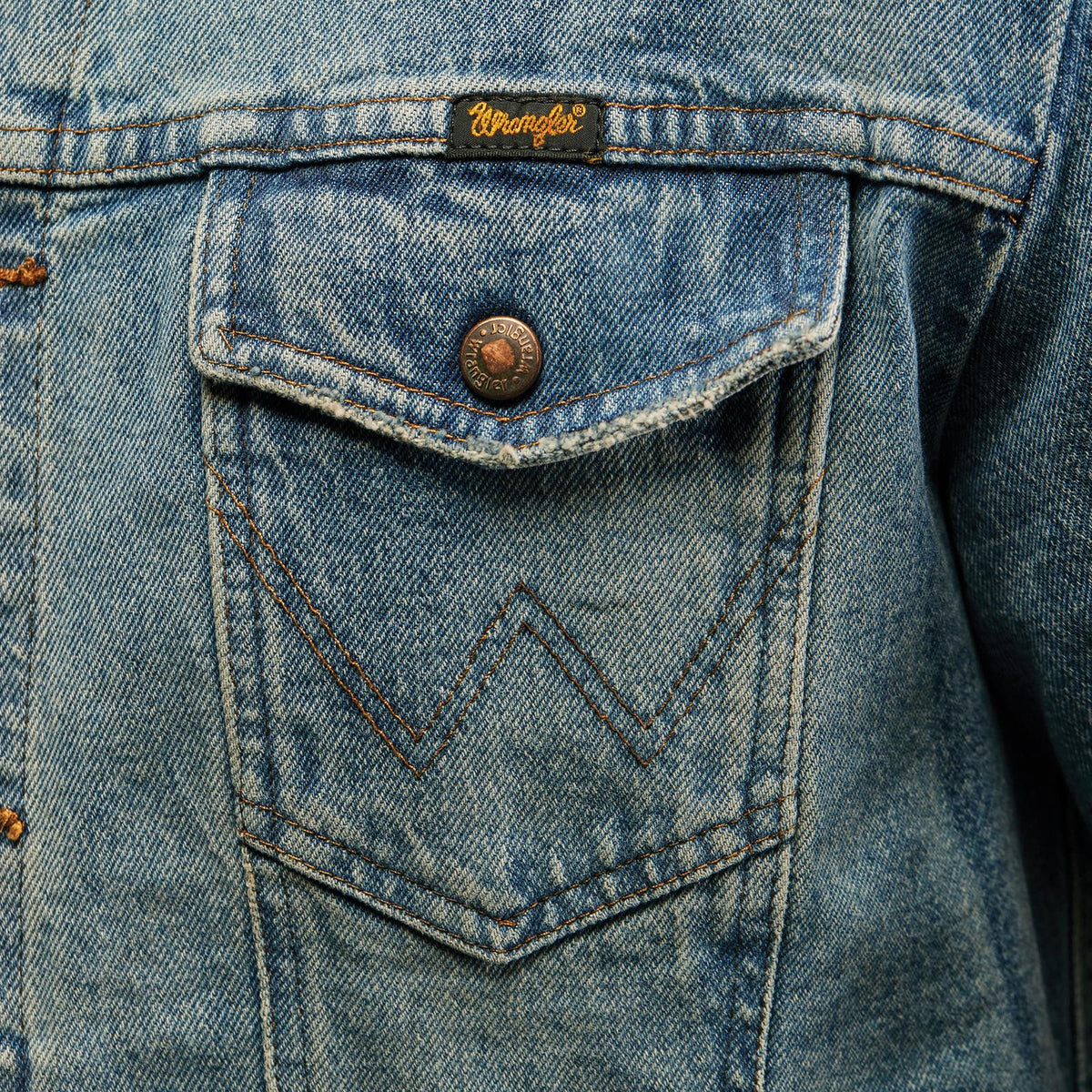 Wrangler Men's Vintage Inspired Unlined Denim Jacket in Antique Blue