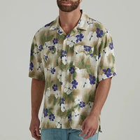Wrangler Men's Coconut Cowboy Snap Front Camp Shirt in Hibiscus on Tan