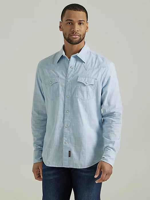 Wrangler Retro Men's Premium Western Snap Shirt in Solid Blue Weave