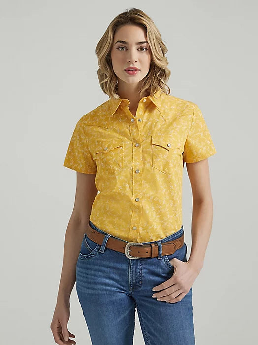 Wrangler Women's Essential S/S Western Snap Shirt in Floral Yellow