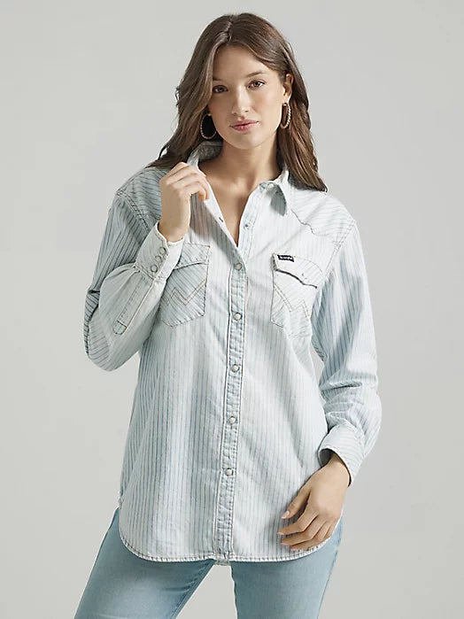 Wrangler Retro Women's Boyfriend L/S Western Snap Shirt in Blue & White Texture Stripe