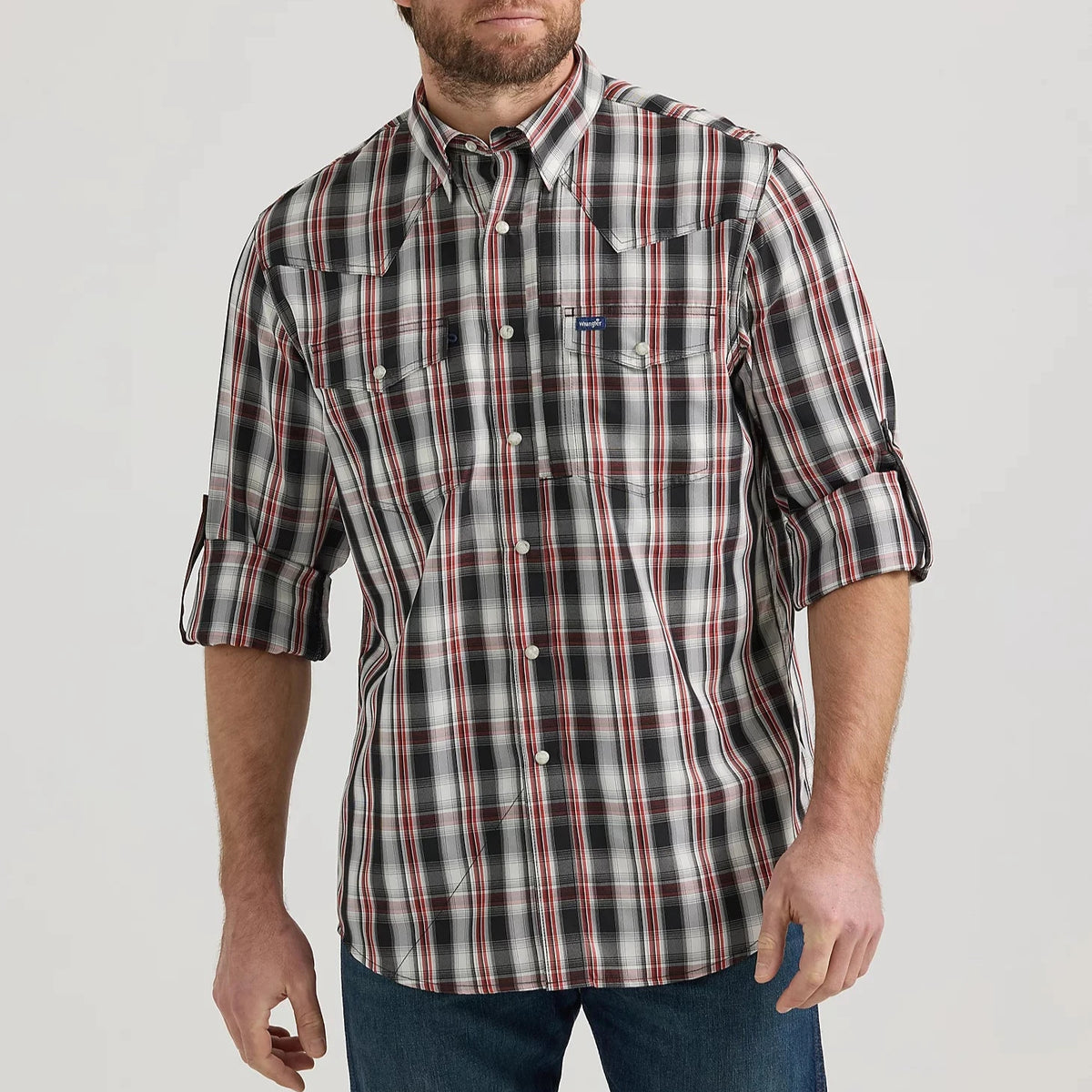 Wrangler Men's L/S Plaid Performance Western Snap Shirt in Black & Red