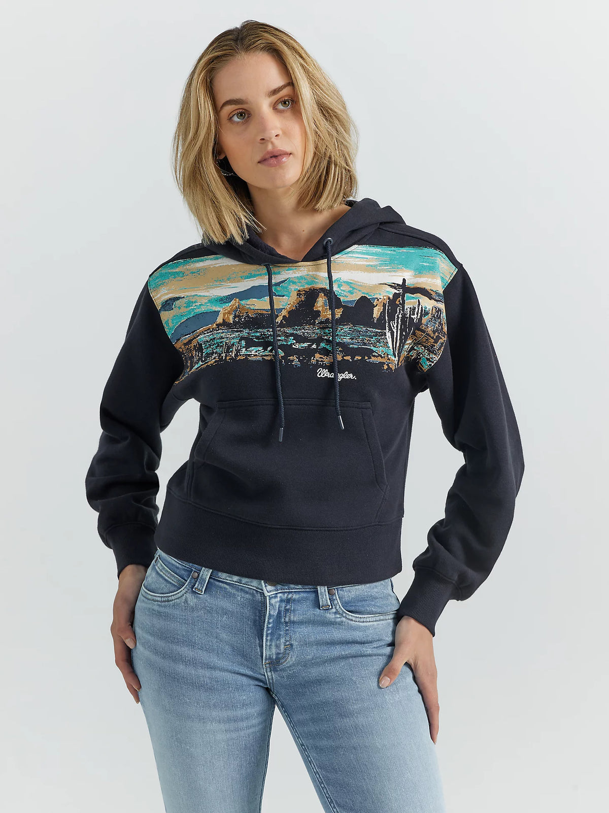 Wrangler Retro Women's Landscape Graphic Hoodie in Dark Navy