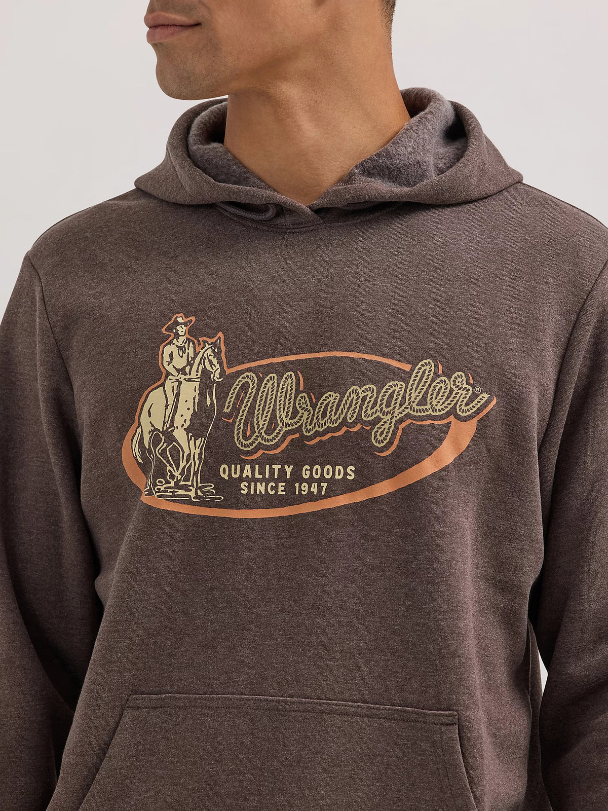 Wrangler Men's Cowboy On Horseback Logo Pullover Hoodie in Chocolate Torte