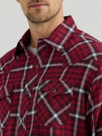 Wrangler Retro Men's L/S Flannel Western Snap Shirt in Berry Red Plaid