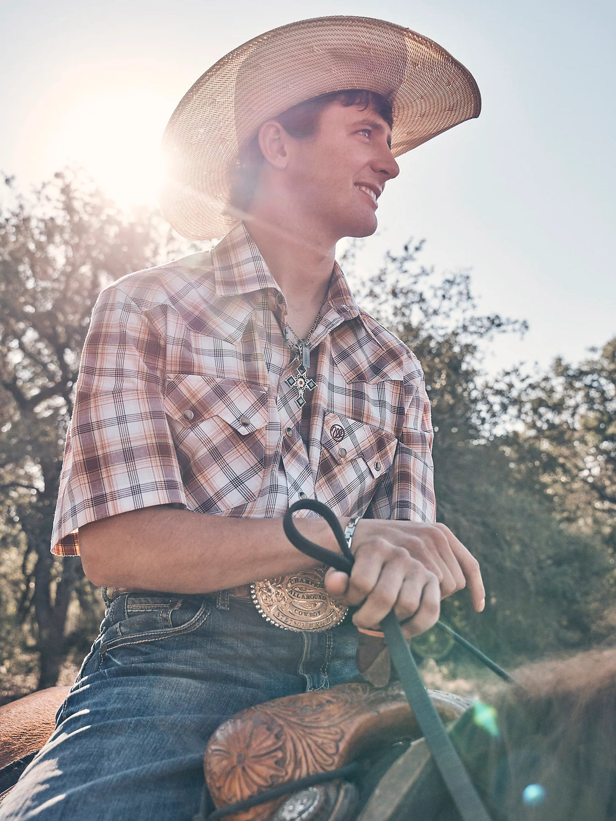 Wrangler Retro Men's S/S Sawtooth Pocket Plaid Western Snap Shirt in Classic Browns (Tall Sizes Available)