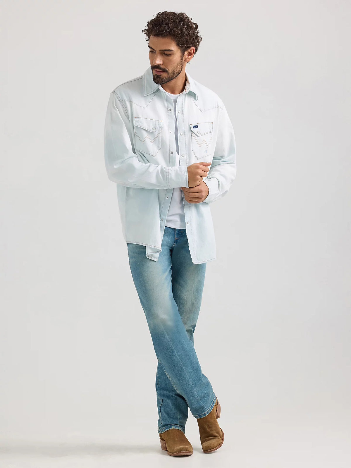 Wrangler Men's Light Wash Vintage Solid Long Sleeve Snap Western Shirt Wrangler Men's Light Wash Vintage Solid Long Sleeve Snap Western Shirt