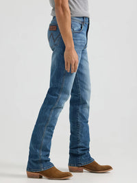 Wrangler Retro Men's Slim Fit Bootcut Jean in Harris