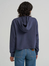 Wrangler Retro Women's Cowboy Crew Cropped Hoodie in Odyssey Grey