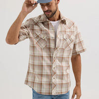 Wrangler Retro Men's S/S Sawtooth Pocket Plaid Western Snap Shirt in Wheat Brown