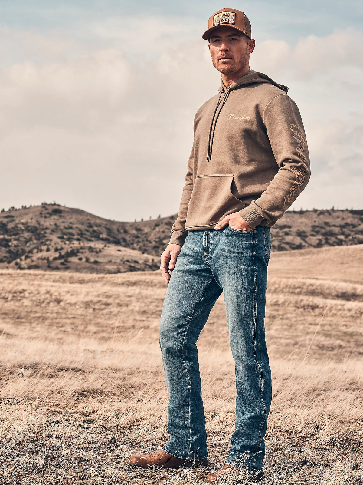 Wrangler Retro Men's Relaxed Bootcut Jean in Harris