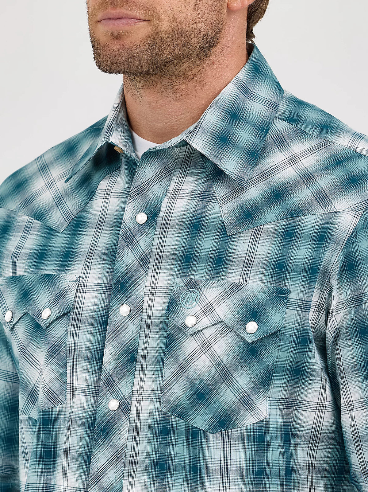Wrangler Retro Men's L/S Sawtooth Pocket Plaid Western Snap Shirt in Teal
