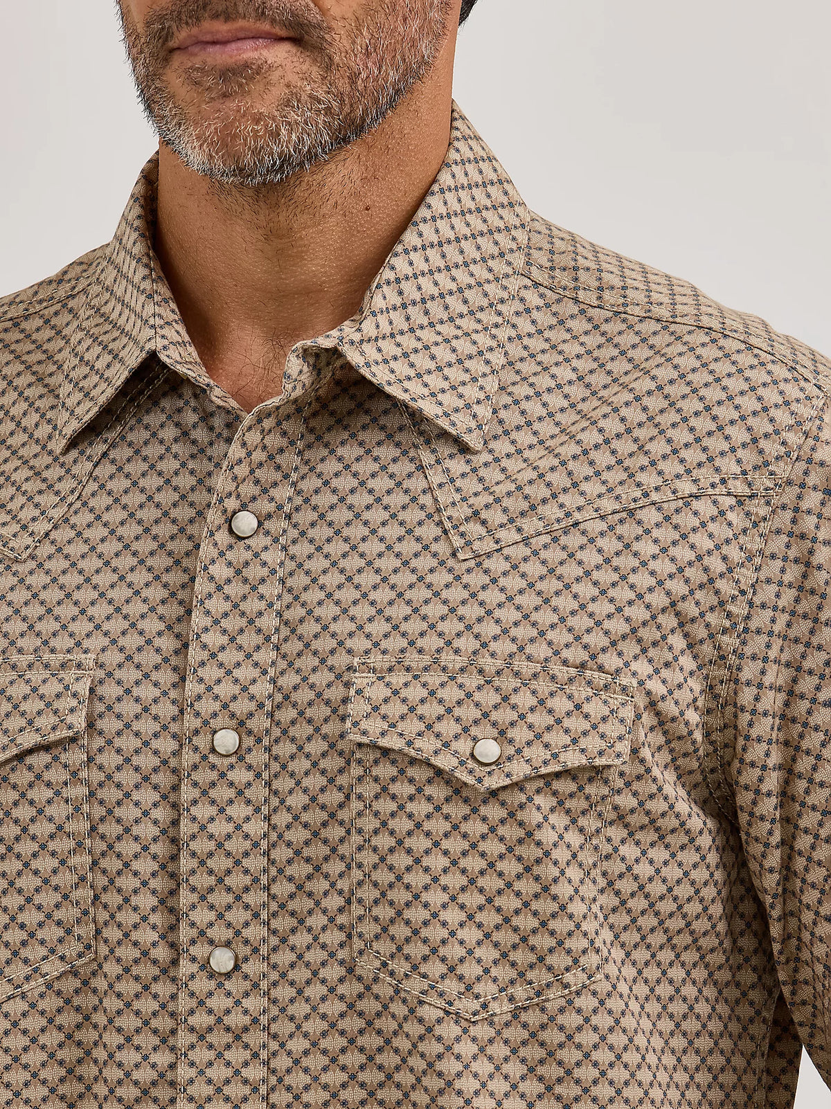 Wrangler Retro Premium Men's L/S Western Snap Shirt in Scale Brown