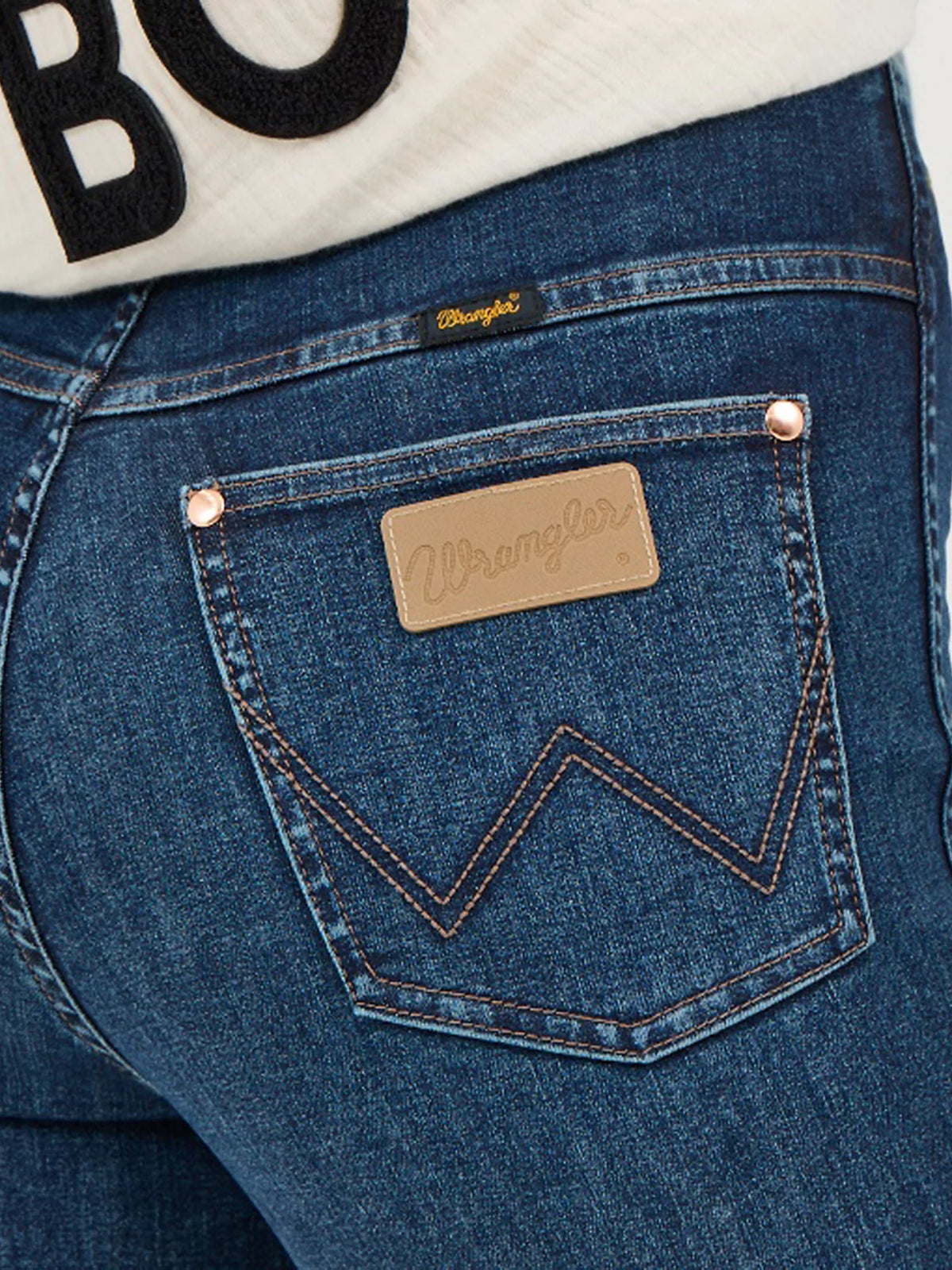 Wrangler x Lainey Wilson Pull On Bell Bottoms in Dark Denim Wash