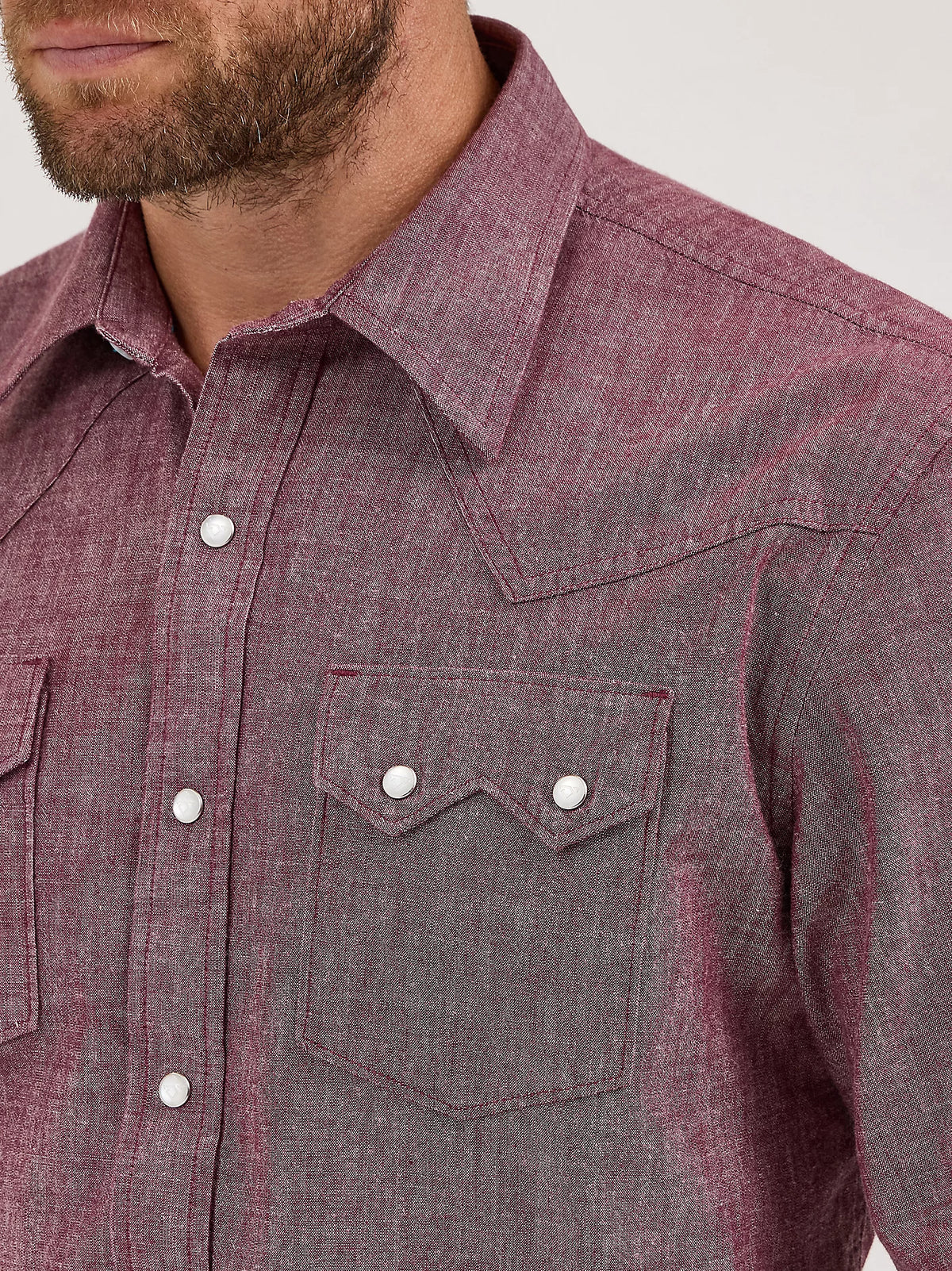Wrangler Men's L/S Cody Johnson Sawtooth Pocket Western Snap Shirt in Burgundy