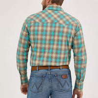 Wrangler Retro Men's L/S Sawtooth Pocket Plaid Western Snap Shirt in Tan and Aqua (Available in Tall Sizes)