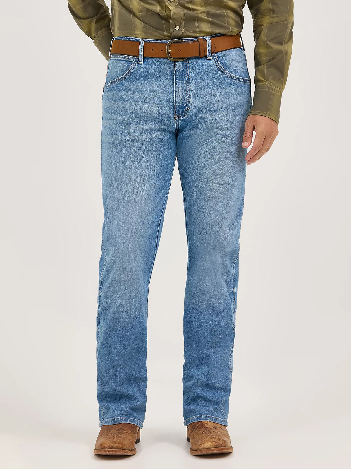 Wrangler Retro Men's Slim Fit Bootcut Jean in Northbound