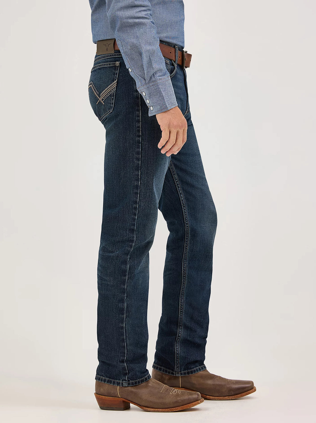 Wrangler 20X Men's No. 44 Slim Straight Jean in Rocky Mount