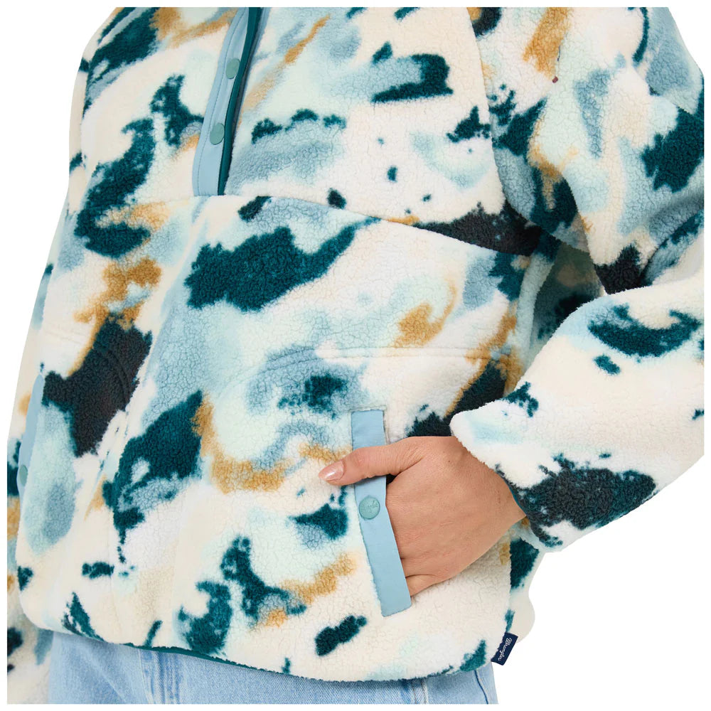 Wrangler Retro Women's Quarter Snap Sherpa Pullover in Light Blue