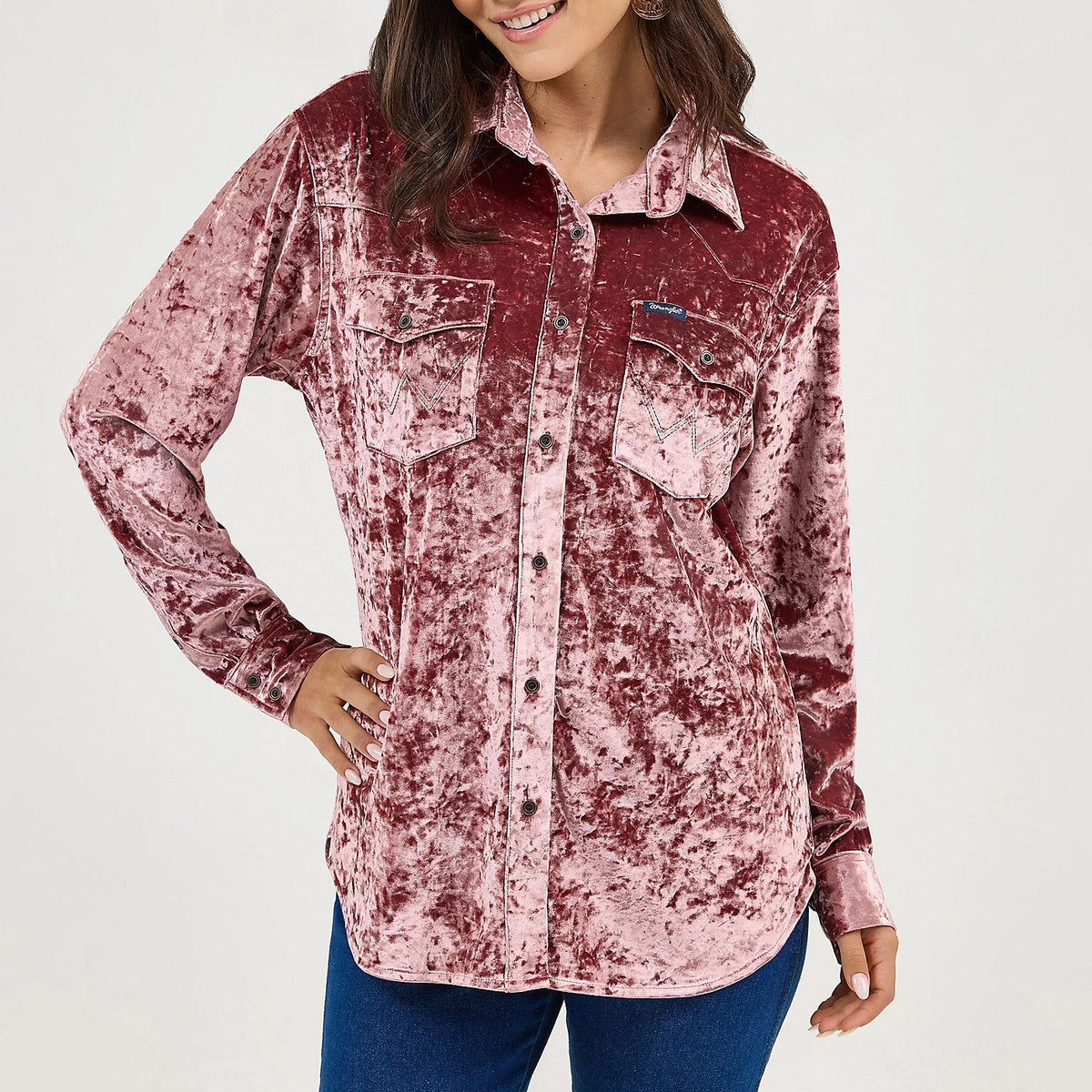 Wrangler Retro Women's L/S Boyfriend Button Down Velvet Shirt in Wine Crush