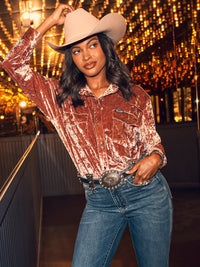 Wrangler Retro Women's L/S Boyfriend Button Down Velvet Shirt in Wine Crush