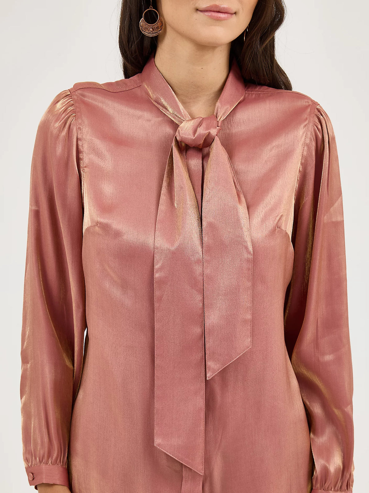 Wrangler Retro Women's L/S Shimmer Tie Neck Blouse in Rose Gold