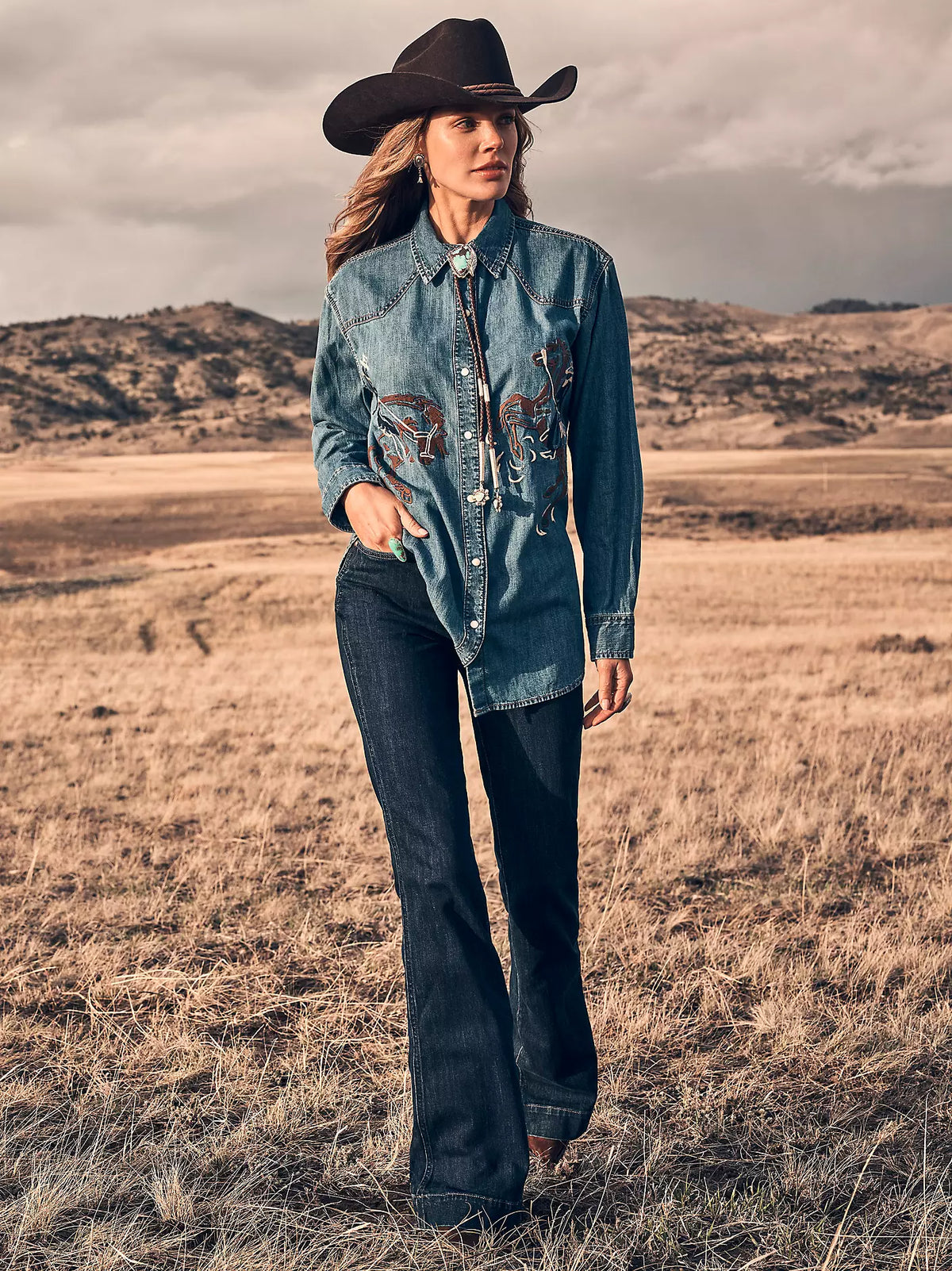 Wrangler Retro Women's Bailey High Rise Trouser in Vanessa