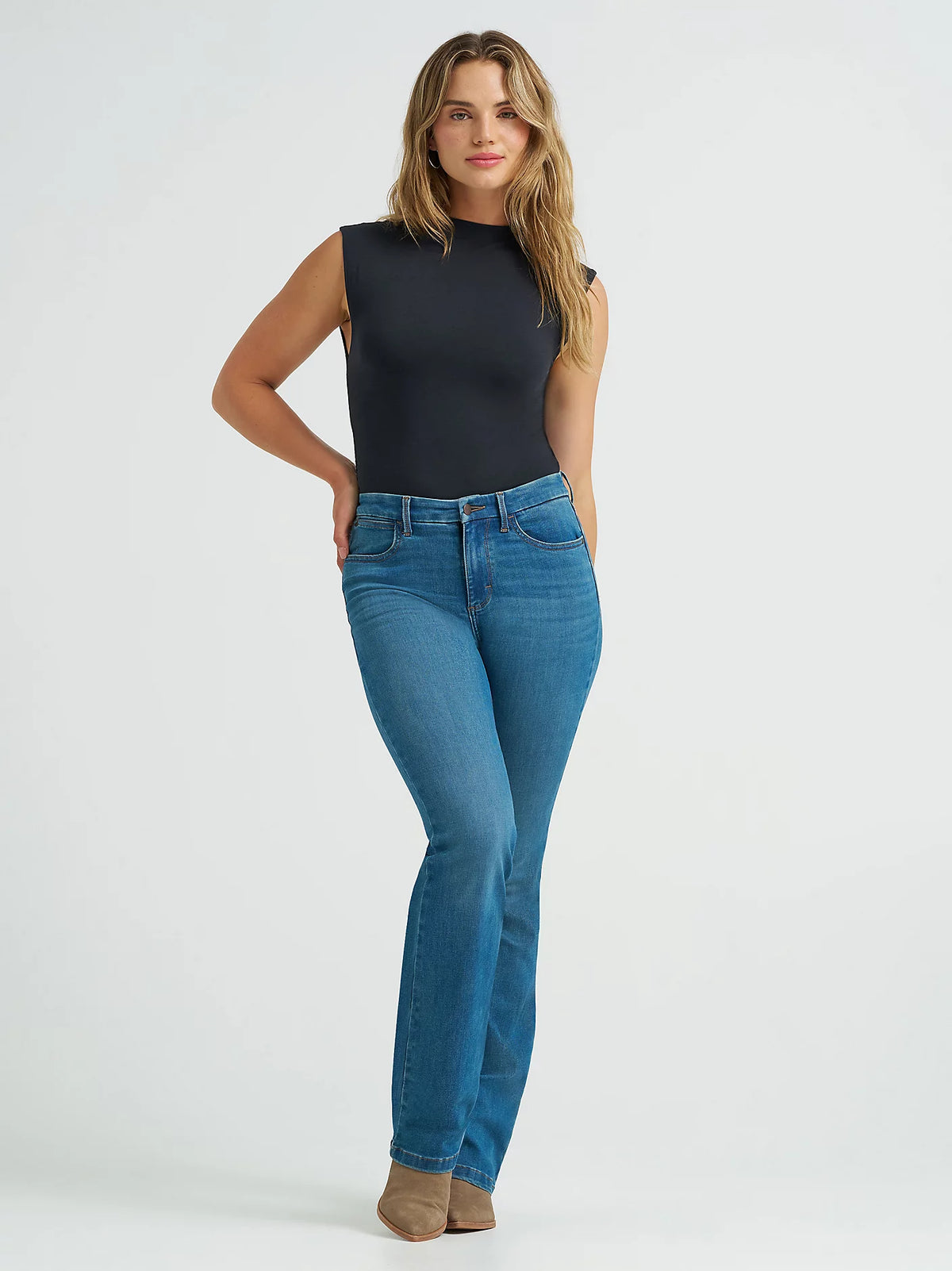 Wrangler Women's Bespoke High Rise Bootcut Jean in Regina