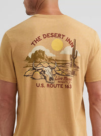 Wrangler Men's The Desert Inn Back Graphic T-Shirt in Apple Cinnamon Heather