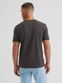 Wrangler Men's Shadow Wrangler S/S Graphic T-Shirt in Phantom