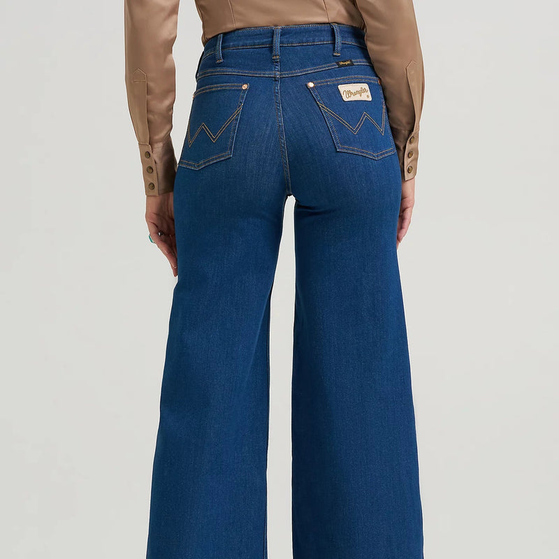 Wrangler x Lainey Wilson Cheeky Wide Leg Jean in Wrangler Blue
