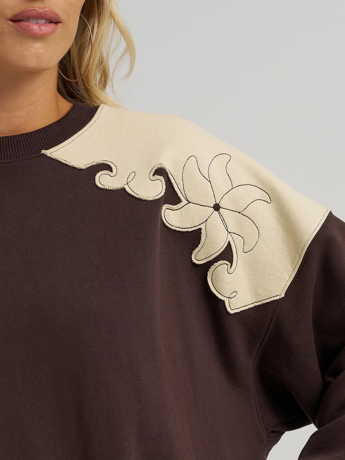 Wrangler x Lainey Wilson L/S French Terry Crew Pullover in Brown