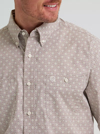 Wrangler George Strait Men's S/S Two Pocket Button Down Western Shirt in Floral Brown