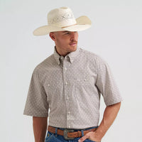 Wrangler George Strait Men's S/S Two Pocket Button Down Western Shirt in Floral Brown