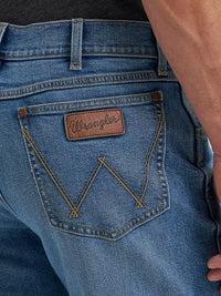 Wrangler Retro Men's Relaxed Bootcut Jean in Evan