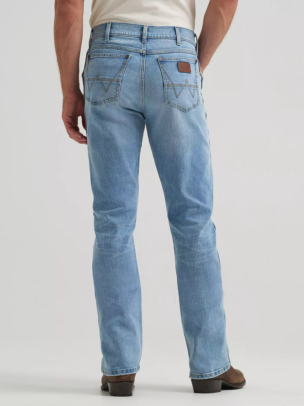 Wrangler Retro Men's Slim Fit Bootcut Jean in Cloverdale