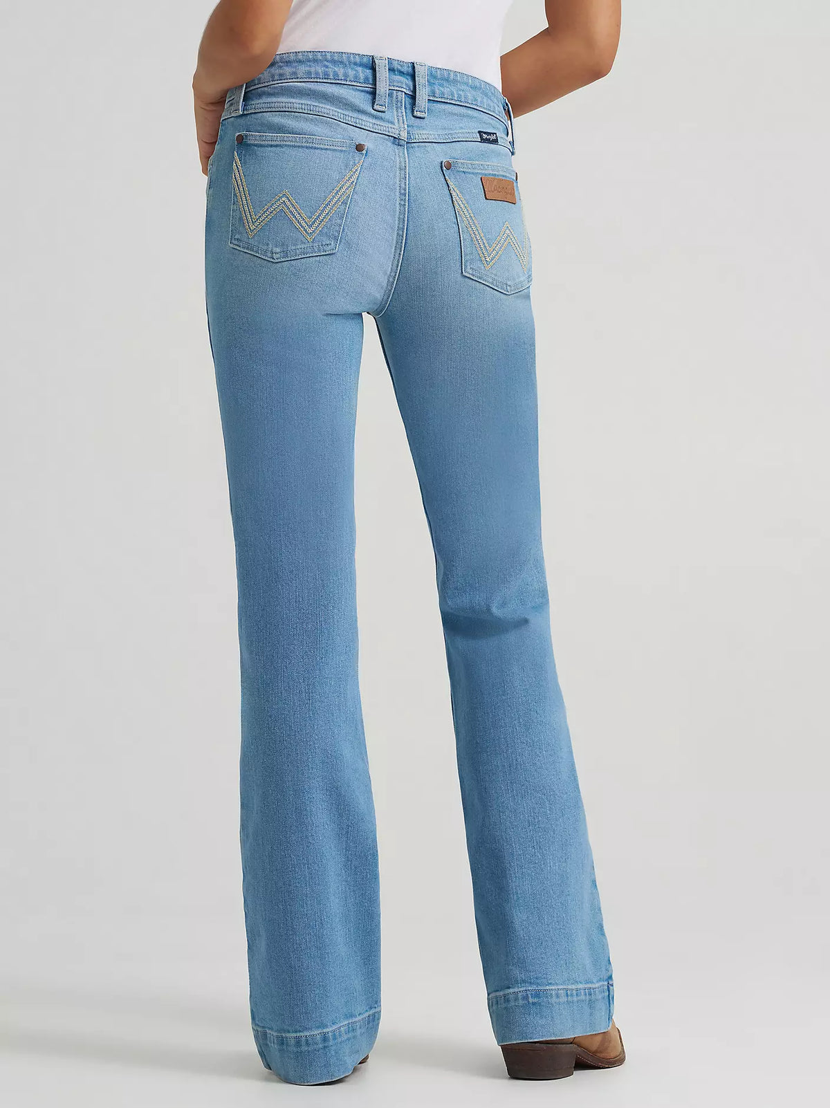 Wrangler Retro Women's Mae Trouser Jean in Bridget