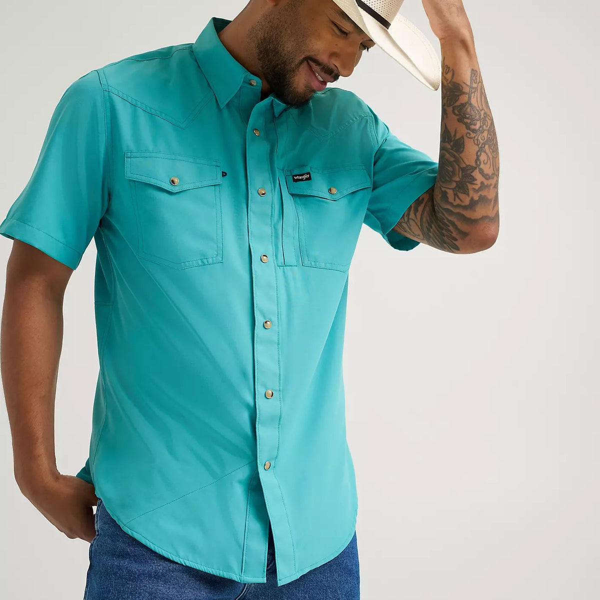 Wrangler All Terrain Gear Men's S/S Performance Snap Shirt in Latigo Bay