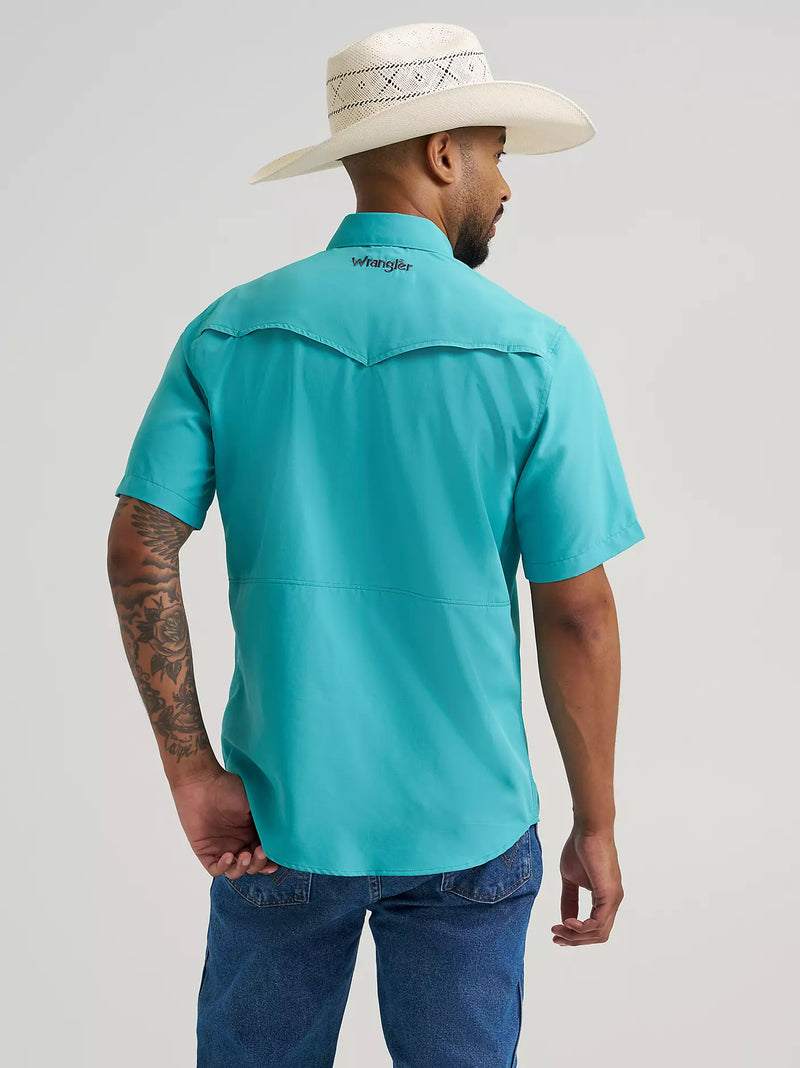 Wrangler All Terrain Gear Men's S/S Performance Snap Shirt in Latigo Bay