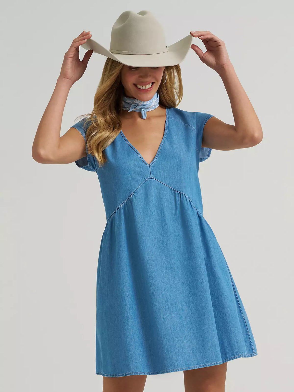 Wrangler Retro Women's Denim Swing Dress in Light Denim